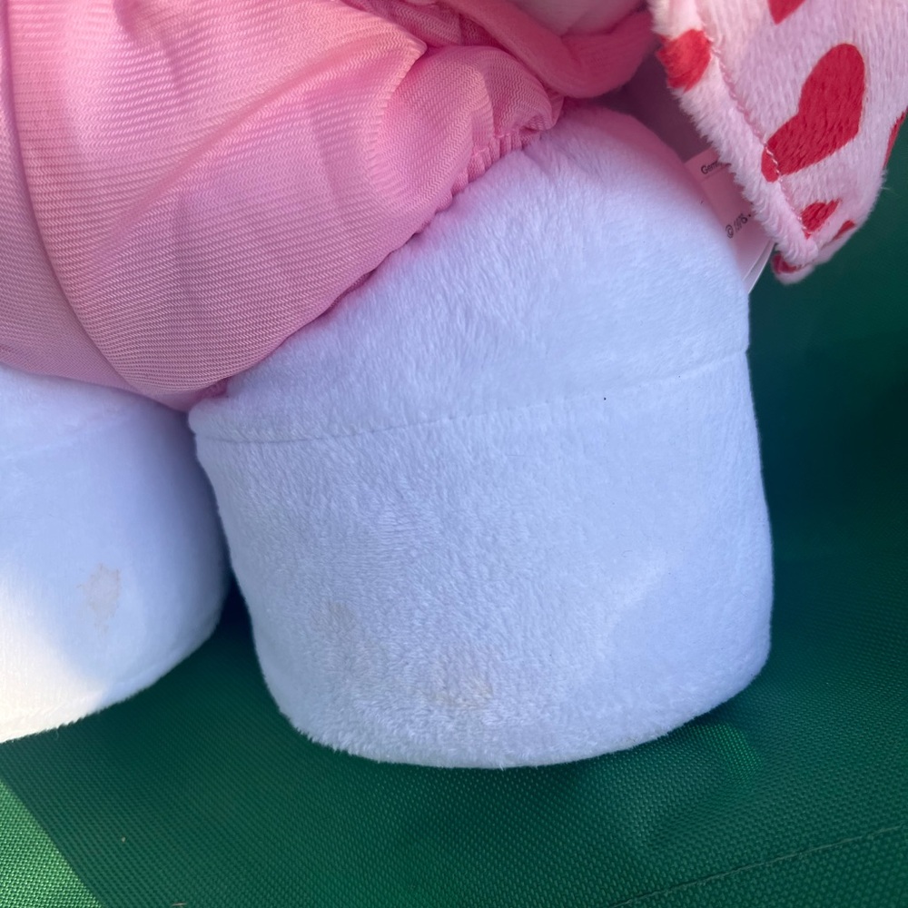 Hello Kitty Valentine Geeter Plush Gemmy Limited Edition 2016 20 inches tall - Picture 5 of 9